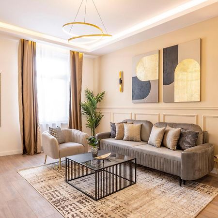 בודפשט Luxury & Classy Central Apartment With 3Bedrm, 2Bathrm מראה חיצוני תמונה