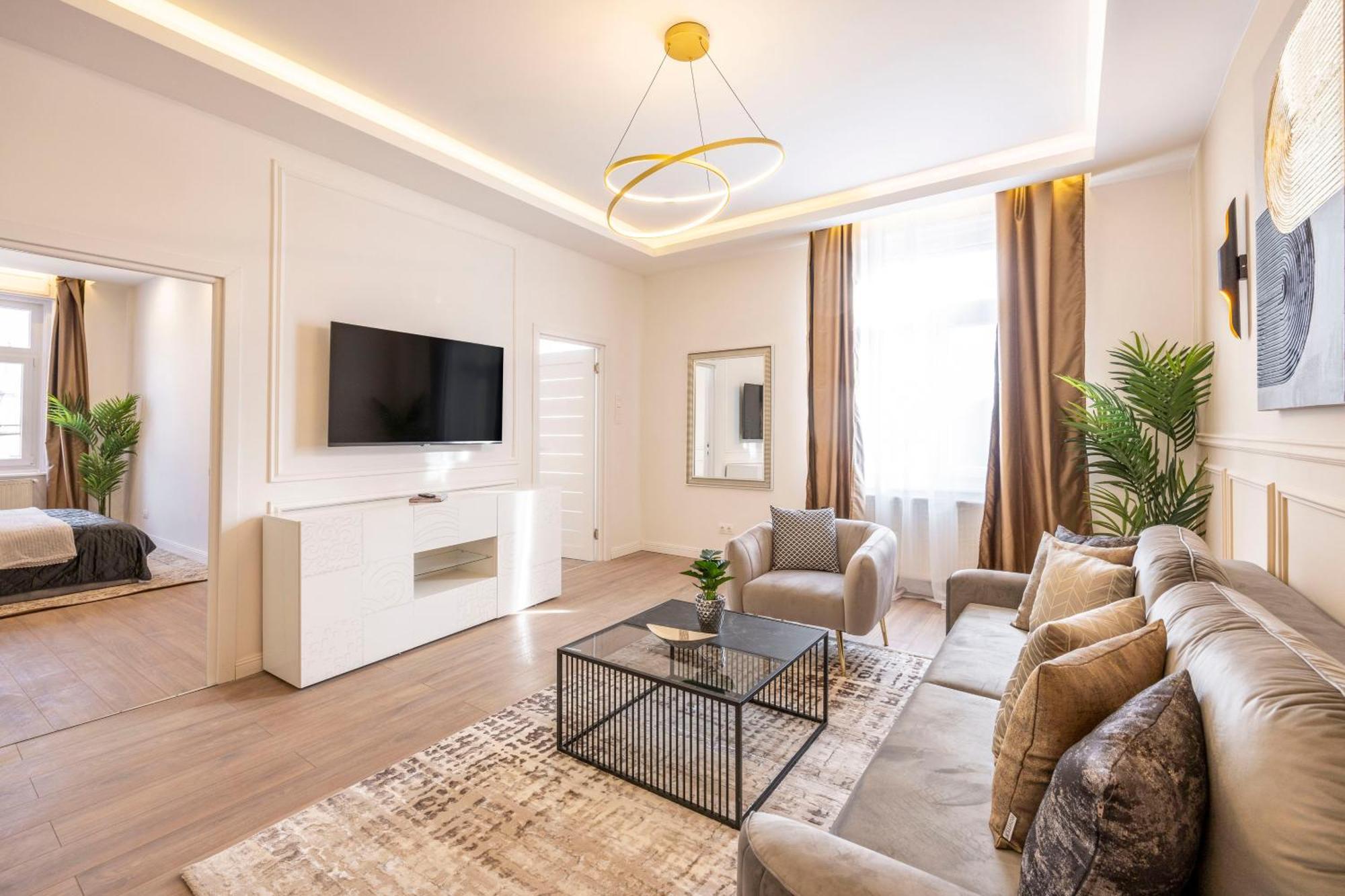 בודפשט Luxury & Classy Central Apartment With 3Bedrm, 2Bathrm מראה חיצוני תמונה